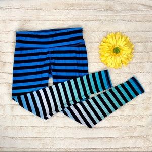 3/$10🙌  Blue Green Ombre Danskin Leggings - S